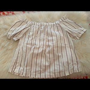 Striped off-the-shoulder top💘